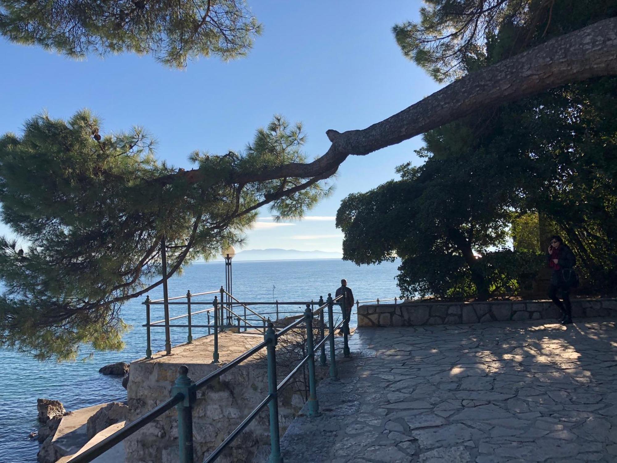 Artspace Location-Opatija-3 Bedroom House With Rooftop Garden By Beach Extérieur photo
