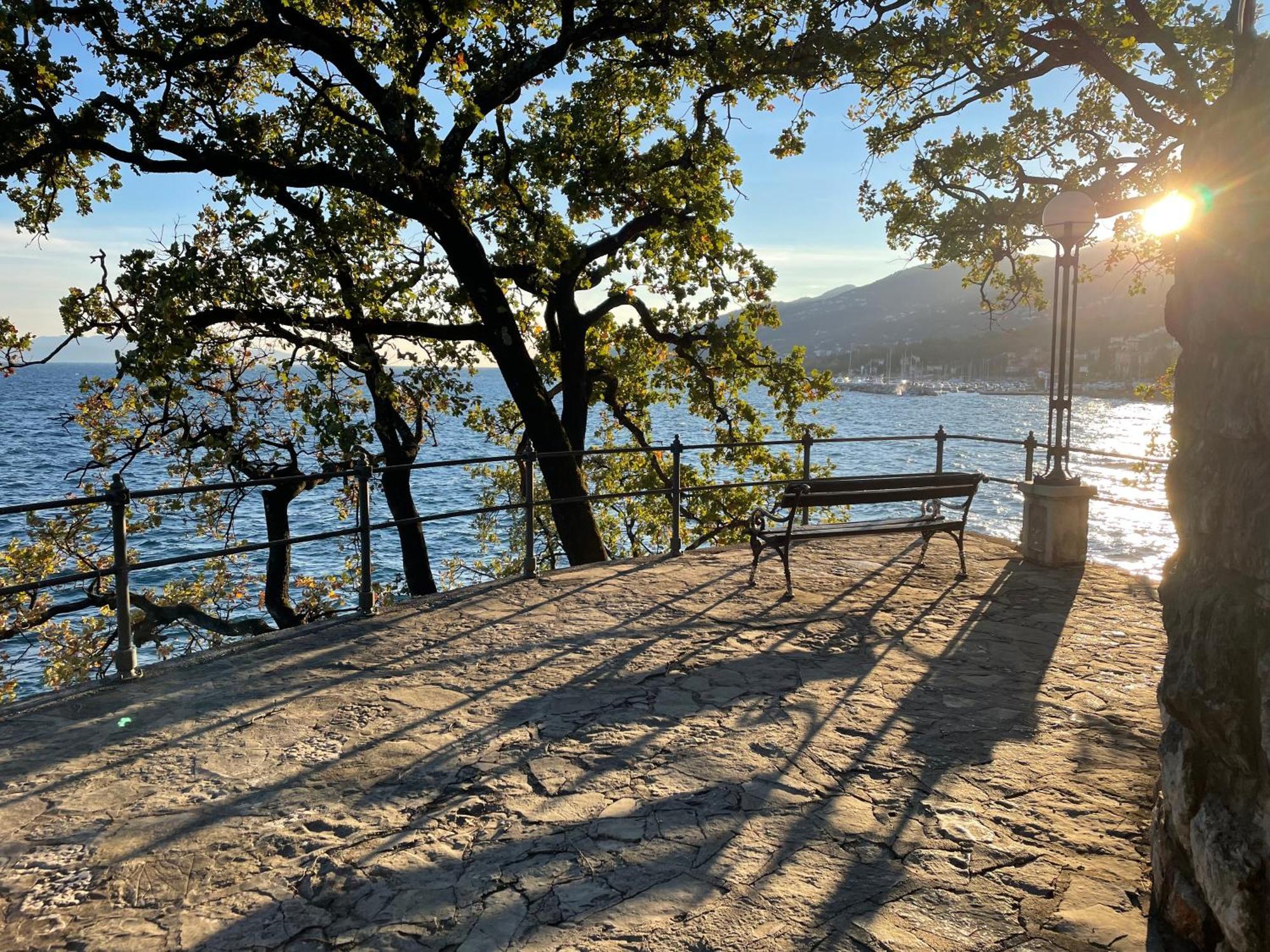 Artspace Location-Opatija-3 Bedroom House With Rooftop Garden By Beach Extérieur photo